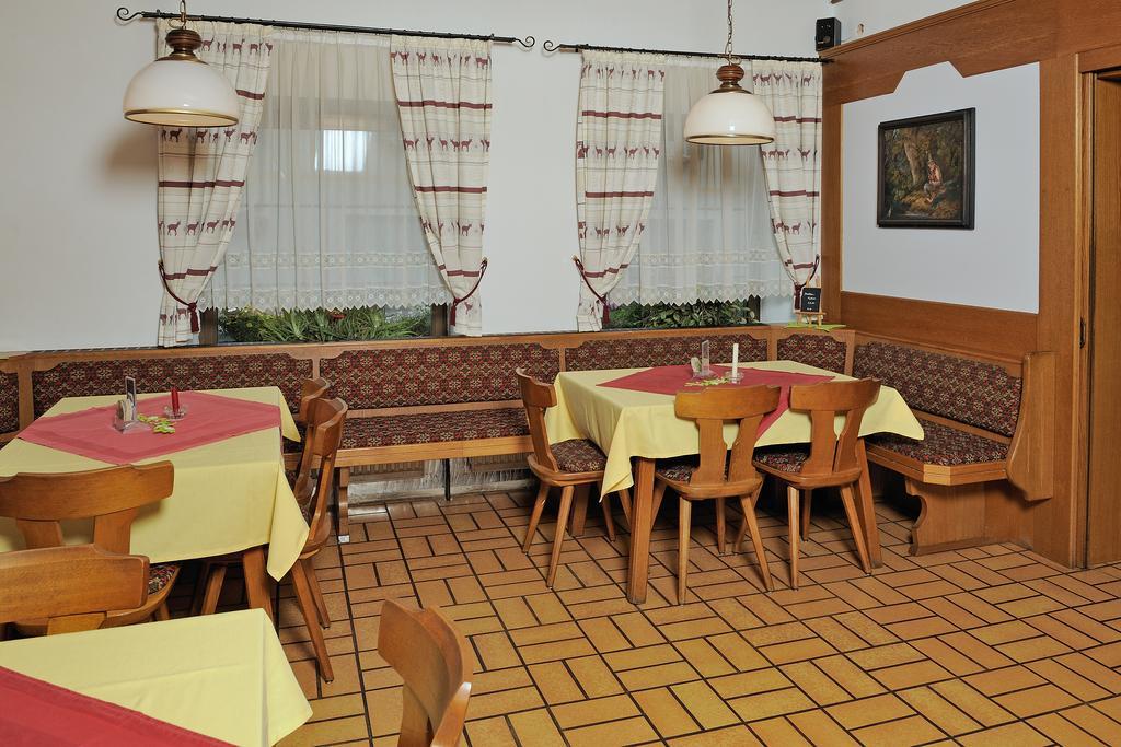 Gasthof Moser Fohnsdorf Esterno foto